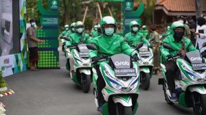 Grab Hadirkan 30 Sepeda Motor Listrik di Bali